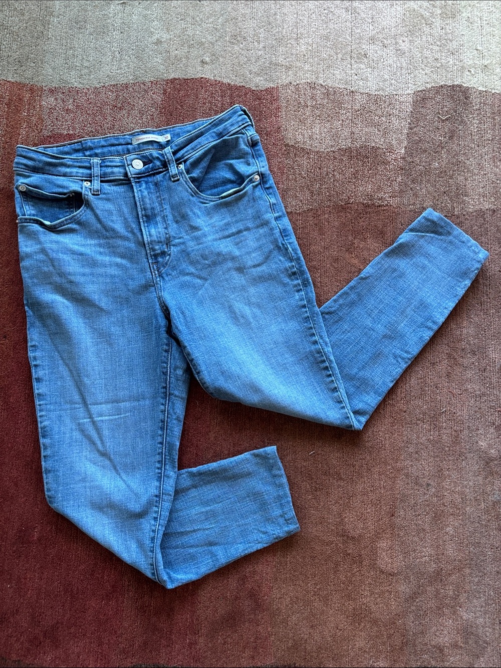 Levi's 721 High Rise Skinny Jeans - Classic Blue - Sz 30